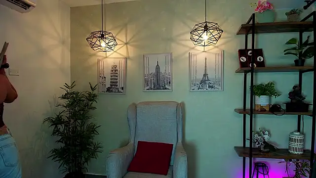 Snapshot of _Victoria_Collins chatting on February 2026 11:16:01 AM Victoria Collins online show from February 2026 11:16:01 AM