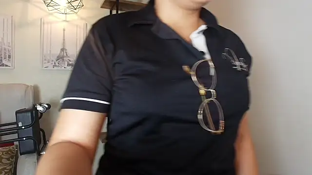  Victoria Collins online show from May 2026 01:08:02 PM