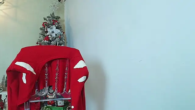  Victoria Collins online show from December 2025 11:05:02 AM