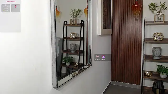 Snapshot of _Victoria_Collins chatting on December 2025 11:03:01 AM Victoria Collins online show from December 2025 11:03:01 AM