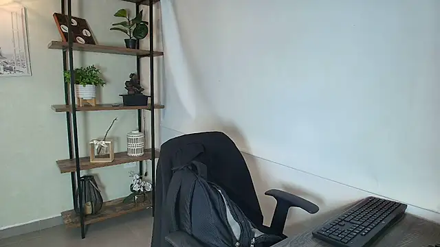  Victoria Collins online show from March 2026 11:48:02 AM