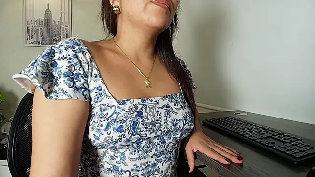  Victoria Collins online show from October 2025 11:09:01 AM