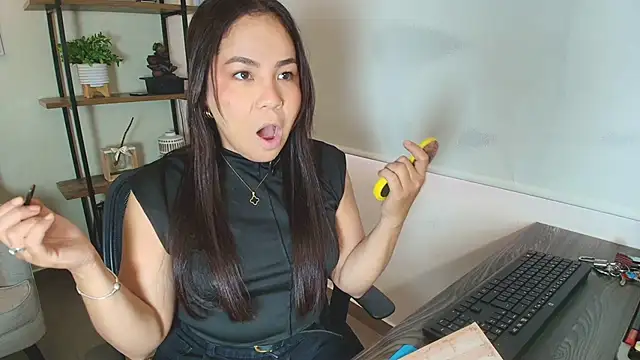  Victoria Collins online show from March 2026 11:54:02 AM