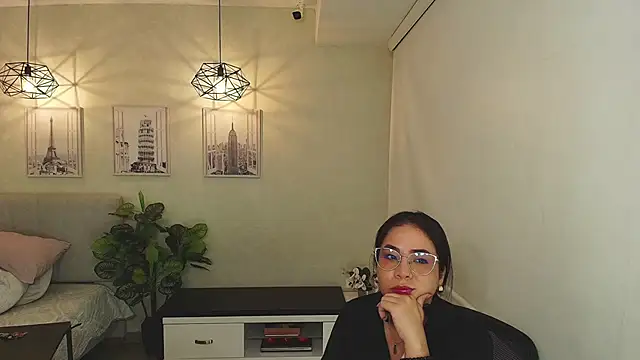 Victoria Collins online show from September 2025 11:06:02 AM