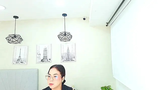  Victoria Collins online show from November 2025 10:59:01 AM