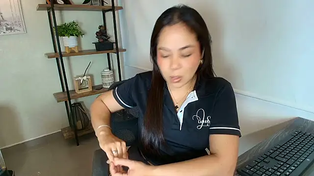  Victoria Collins online show from March 2026 11:41:01 AM