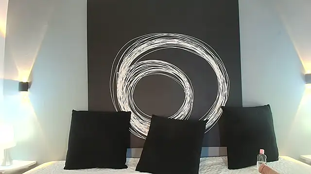 Shanyqueen online show from October 2025 12:37:02 PM