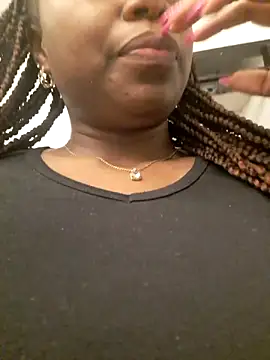 Shanyqueen online show from November 2025 02:44:02 AM