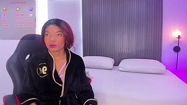 ciara blake online show from October 2025 07:36:01 PM