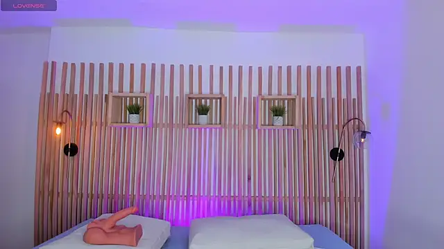 ciara blake online show from March 2026 07:37:01 PM