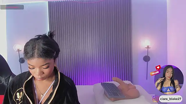 ciara blake online show from February 2026 12:01:02 PM