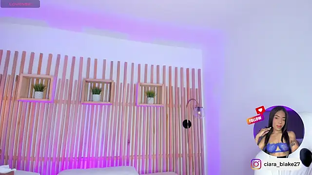 ciara blake online show from March 2026 07:47:01 PM