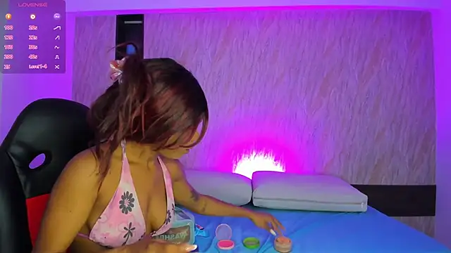 ciara blake online show from October 2025 07:37:02 PM