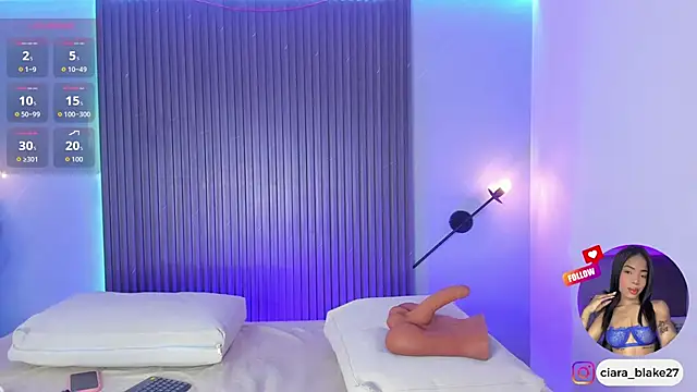 ciara blake online show from February 2026 07:08:02 PM