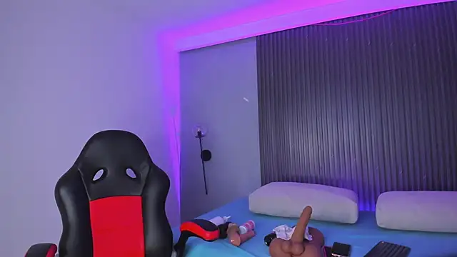 Snapshot of ciara_blake chatting on November 2025 07:52:02 PM ciara blake online show from November 2025 07:52:02 PM