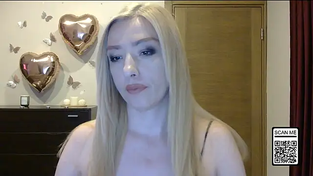 Snapshot of Wild_Silk_Desire chatting on May 2026 02:59:01 PM Wild Silk Desire online show from May 2026 02:59:01 PM