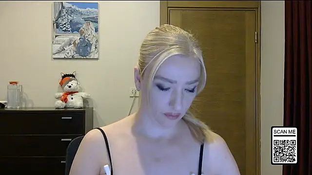 Wild Silk Desire online show from November 2025 02:38:02 PM