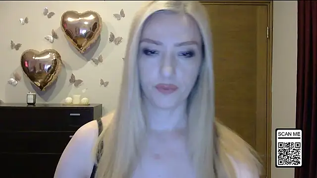 Snapshot of Wild_Silk_Desire chatting on June 2026 03:23:01 PM Wild Silk Desire online show from June 2026 03:23:01 PM