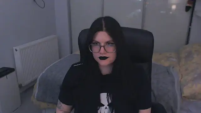 GothSuccubusBabe online show from July 2026 01:17:01 AM