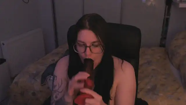 Snapshot of GothSuccubusBabe chatting on May 2026 09:40:02 PM GothSuccubusBabe online show from May 2026 09:40:02 PM
