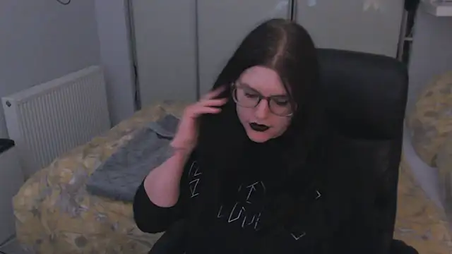Snapshot of GothSuccubusBabe chatting on May 2026 10:57:01 PM GothSuccubusBabe online show from May 2026 10:57:01 PM