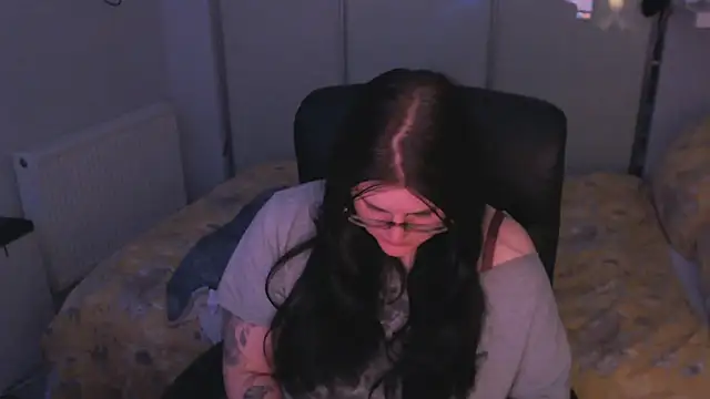 Snapshot of GothSuccubusBabe chatting on May 2026 11:10:01 PM GothSuccubusBabe online show from May 2026 11:10:01 PM