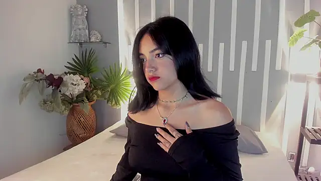 Victoriaa2 Doll online show from November 2025 12:59:03 PM