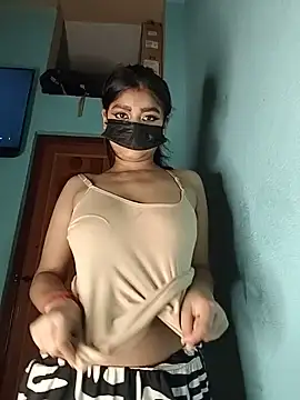 Riya 35 sexy online show from May 2026 08:07:02 PM