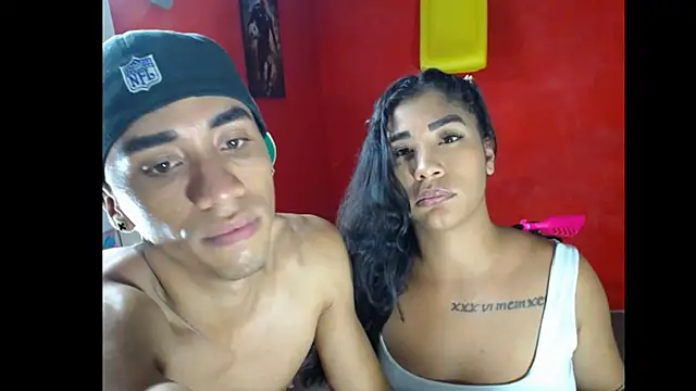 Snapshot of kloeandjersi chatting on December 2025 03:13:02 AM kloeandjersi online show from December 2025 03:13:02 AM