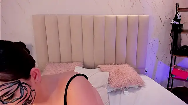 LilithHarperr  online show from October 2025 07:16:02 AM