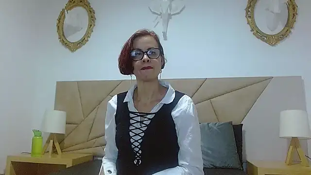 amanda ramirez online show from October 2025 07:57:02 PM