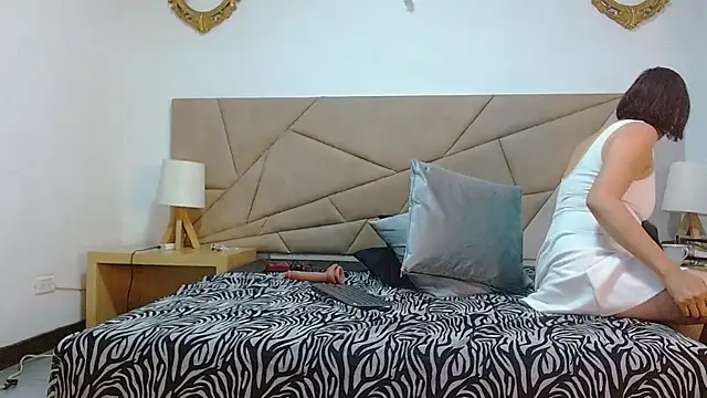 amanda ramirez online show from January 2026 04:03:02 PM