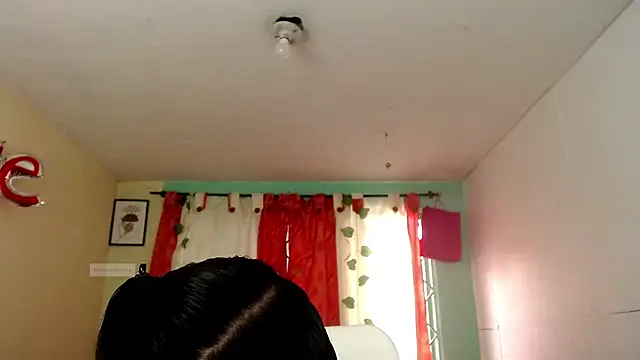 vale miel online show from October 2025 06:41:02 PM