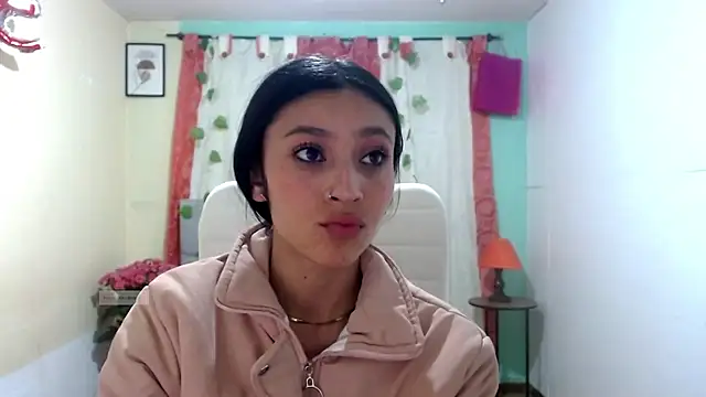 vale miel online show from October 2025 12:22:01 AM