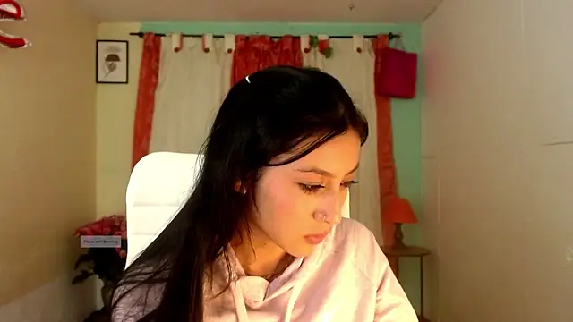 vale miel online show from October 2025 12:51:02 AM