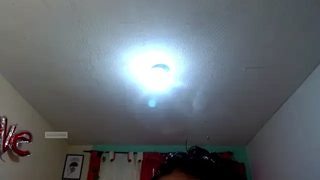 vale miel online show from October 2025 06:31:01 PM