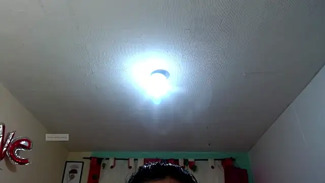 vale miel online show from October 2025 06:19:02 PM