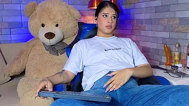 DixyPalmer online show from March 2026 08:43:01 PM