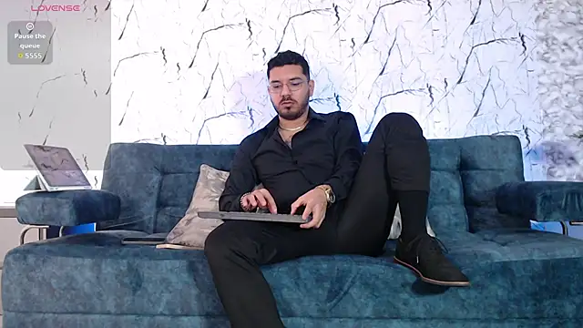 samuelcoopeer online show from September 2025 01:06:02 PM