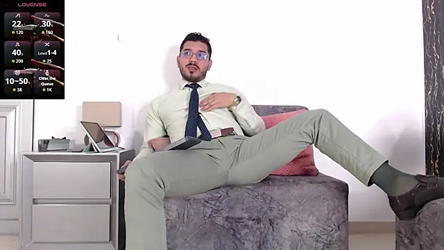 samuelcoopeer online show from December 2025 04:09:01 PM