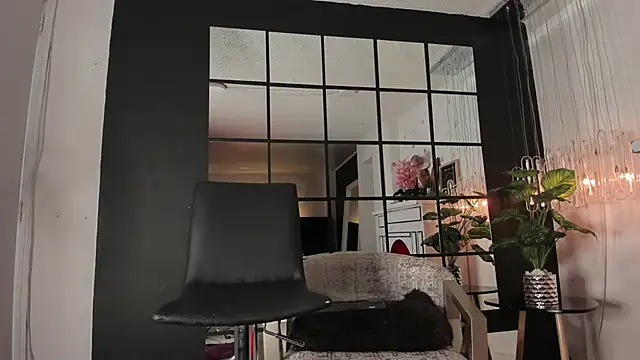 floraginette online show from February 2026 06:08:01 PM