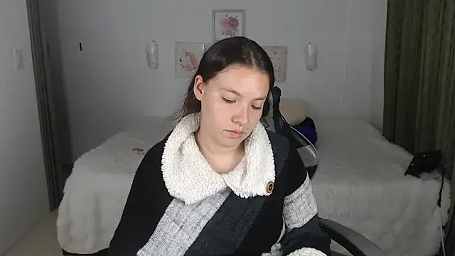 mariaana  222 online show from April 2026 01:02:02 AM