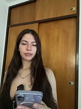 Snapshot of silvestflix chatting on May 2026 03:05:01 PM silvestflix online show from May 2026 03:05:01 PM