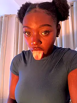 alissradiante1 online show from November 2025 04:27:02 AM