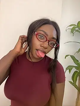 alissradiante1 online show from March 2026 10:55:02 PM