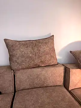 alissradiante1 online show from December 2025 03:30:02 AM