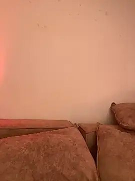 alissradiante1 online show from March 2026 01:32:02 AM