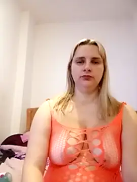 JessicaItalia online show from October 2025 09:19:01 AM