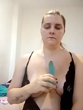 JessicaItalia online show from October 2025 08:59:02 AM