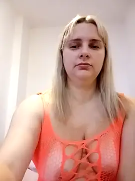 JessicaItalia online show from October 2025 09:22:02 AM